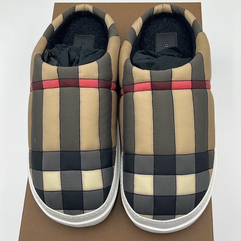 Burberry archive beige size 39 brand new inbox slip on - Picture 4 of 14